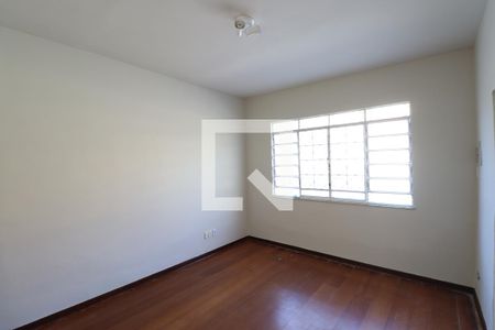 Casa para alugar com 80m², 2 quartos e 1 vagaSala