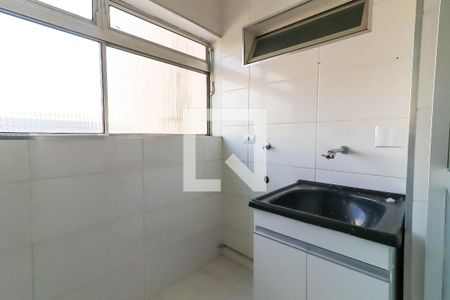 Apartamento para alugar com 64m², 3 quartos e 1 vagaÁrea de Serviço