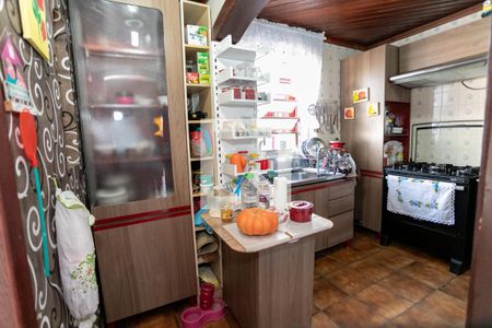 Casa para alugar com 330m², 3 quartos e 8 vagas Casa para alugar com 330m², 3 quartos e 8 vagasCozinha