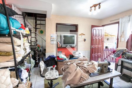 Casa para alugar com 330m², 3 quartos e 8 vagas Casa para alugar com 330m², 3 quartos e 8 vagasSala 2