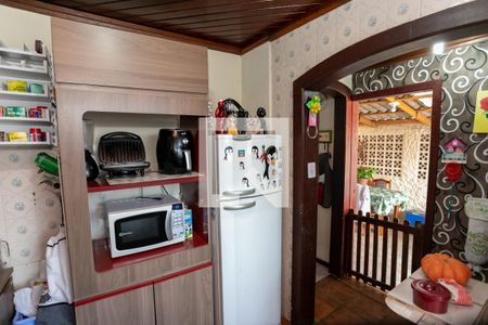 Casa para alugar com 330m², 3 quartos e 8 vagas Casa para alugar com 330m², 3 quartos e 8 vagasCozinha