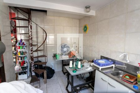 Casa para alugar com 330m², 3 quartos e 8 vagas Casa para alugar com 330m², 3 quartos e 8 vagasCozinha 2