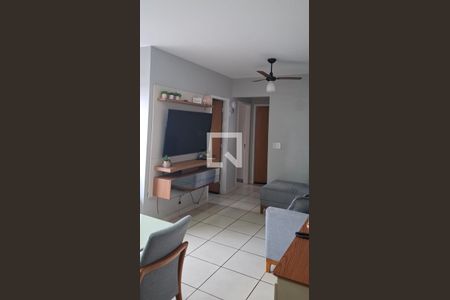 Sala de apartamento à venda com 3 quartos, 67m² em Parque Oeste Industrial, Goiânia
