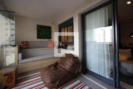 Varanda da Sala de apartamento para alugar com 2 quartos, 73m² em Cerqueira César, São Paulo