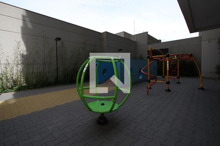 Apartamento para alugar com 73m², 2 quartos e 1 vaga Apartamento para alugar com 73m², 2 quartos e 1 vagaÁrea comum - Playground