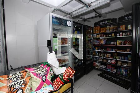 Apartamento para alugar com 73m², 2 quartos e 1 vaga Apartamento para alugar com 73m², 2 quartos e 1 vagaÁrea comum - Mercearia