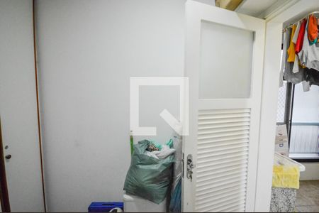 Apartamento para alugar com 217m², 4 quartos e 3 vagasQuarto de Serviço