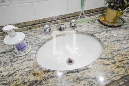 Apartamento para alugar com 217m², 4 quartos e 3 vagasBanheiro da Suíte 1