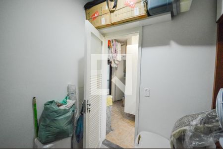 Apartamento para alugar com 217m², 4 quartos e 3 vagasQuarto de Serviço