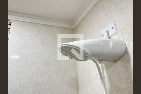 Casa à venda com 325m², 2 quartos e 4 vagasBanheiro Social