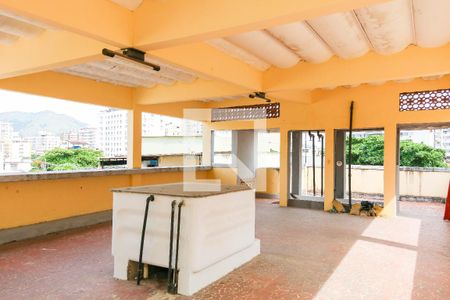 Casa à venda com 379m², 3 quartos e 4 vagasTerraço