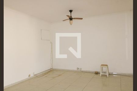 Casa à venda com 379m², 3 quartos e 4 vagasQuarto Suite - 2º Pavimento