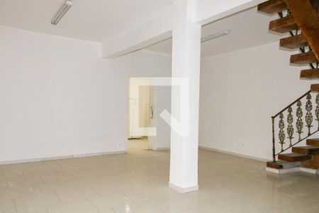 Casa à venda com 379m², 3 quartos e 4 vagasSala - 1º Pavimento