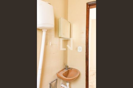 Casa à venda com 379m², 3 quartos e 4 vagasBanheiro da Quarto Suite anexa