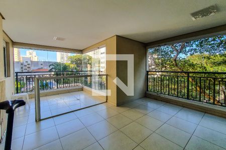 Apartamento à venda com 213m², 3 quartos e 3 vagasvaranda