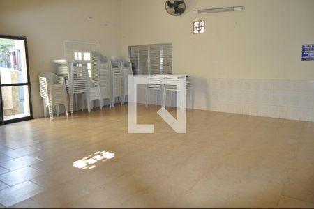 Apartamento para alugar com 50m², 2 quartos e 1 vagaÁrea comum