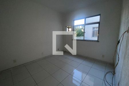 Quarto 2  de apartamento para alugar com 2 quartos, 70m² em Pq Duque, Duque de Caxias