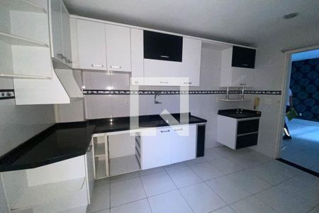Apartamento para alugar com 70m², 2 quartos e sem vaga Apartamento para alugar com 70m², 2 quartos e sem vagaCozinha