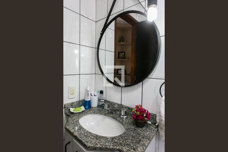 Apartamento à venda com 62m², 2 quartos e 2 vagasBanheiro da Suíte