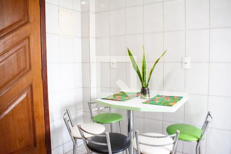 Apartamento à venda com 196m², 4 quartos e 2 vagasCozinha