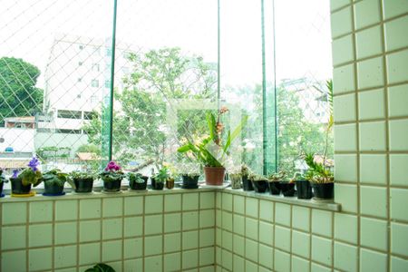 Apartamento à venda com 196m², 4 quartos e 2 vagasSacada