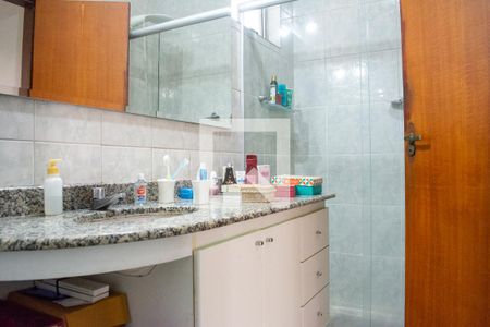 Apartamento à venda com 196m², 4 quartos e 2 vagasBanheiro