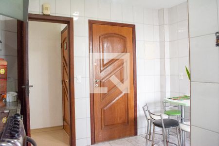 Apartamento à venda com 196m², 4 quartos e 2 vagasCozinha