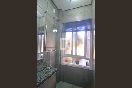 Banheiro de casa de condomínio à venda com 3 quartos, 122m² em Harmonia, Canoas