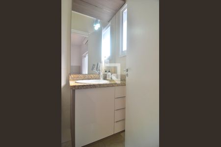 Casa de condomínio à venda com 122m², 3 quartos e 2 vagasBanheiro 2