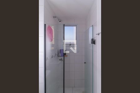 Banheiro de apartamento para alugar com 2 quartos, 40m² em Vila Ema, São Paulo