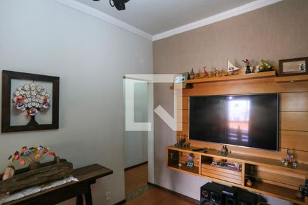 Sala de casa à venda com 4 quartos, 360m² em Paraíso, Belo Horizonte