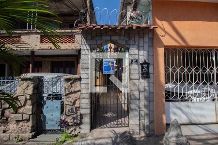 Casa para alugar com 70m², 2 quartos e sem vagaFachada