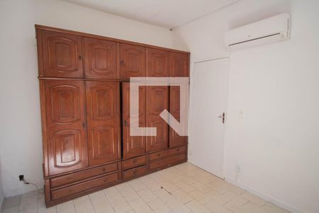 Quarto 2 de casa para alugar com 2 quartos, 70m² em Ramos, Rio de Janeiro