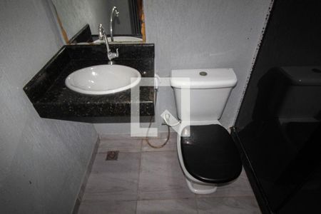 Casa para alugar com 70m², 2 quartos e sem vagaBanheiro