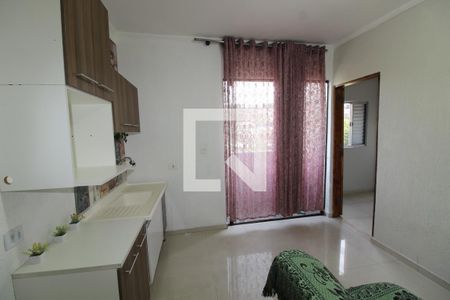 Cozinha de apartamento para alugar com 1 quarto, 27m² em Conjunto Habitacional Teotonio Vilela, São Paulo