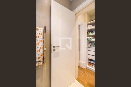 Casa de condomínio à venda com 567m², 5 quartos e 4 vagas Casa de condomínio à venda com 567m², 5 quartos e 4 vagasBanheiro da Suíte 2