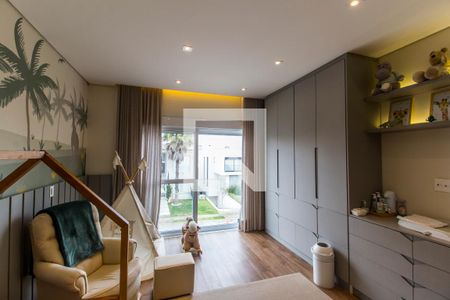 Casa de condomínio à venda com 567m², 5 quartos e 4 vagas Casa de condomínio à venda com 567m², 5 quartos e 4 vagasSuíte 2