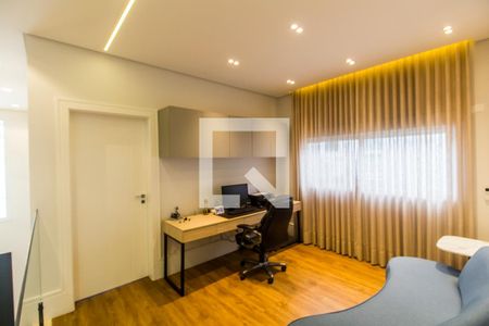 Casa de condomínio à venda com 567m², 5 quartos e 4 vagas Casa de condomínio à venda com 567m², 5 quartos e 4 vagasEscritório