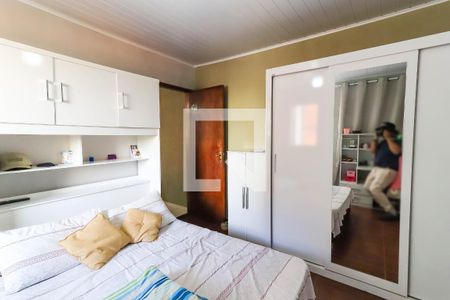 Quarto 1 de casa para alugar com 2 quartos, 65m² em Parque Reboucas, São Paulo