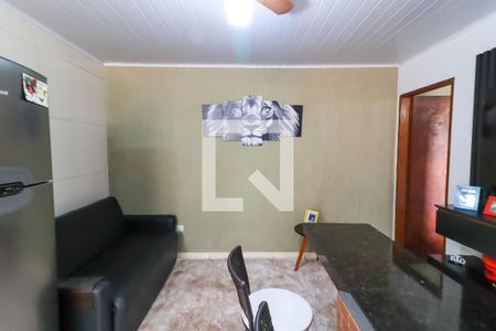 Sala de casa para alugar com 2 quartos, 65m² em Parque Reboucas, São Paulo
