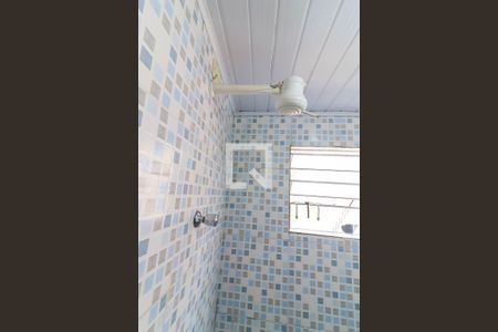 Banheiro de casa para alugar com 2 quartos, 65m² em Parque Reboucas, São Paulo