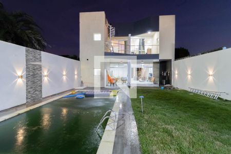 Casa à venda com 600m², 4 quartos e 6 vagasQuintal