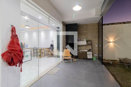 Casa à venda com 600m², 4 quartos e 6 vagasQuintal