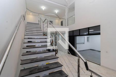 Casa à venda com 600m², 4 quartos e 6 vagasSala