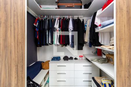 Apartamento à venda com 70m², 1 quarto e 1 vaga Apartamento à venda com 70m², 1 quarto e 1 vagaCloset - Quarto