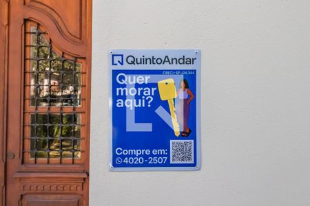 Casa de condomínio à venda com 300m², 4 quartos e 4 vagasPlaquinha na Fachada
