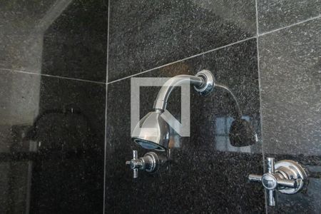 Casa de condomínio à venda com 300m², 4 quartos e 4 vagasBanheiro Social