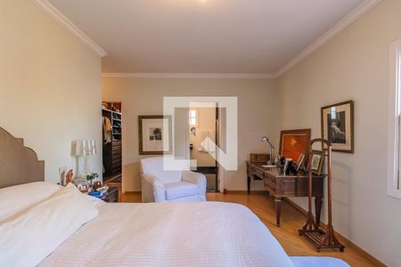 Casa de condomínio à venda com 300m², 4 quartos e 4 vagasSuíte 1