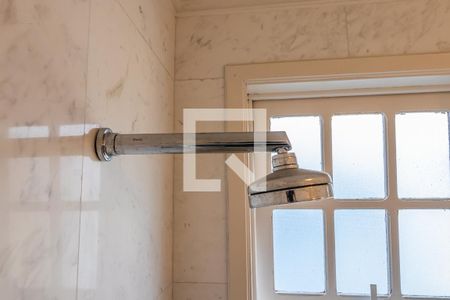 Casa de condomínio à venda com 300m², 4 quartos e 4 vagasBanheiro da Suíte 2