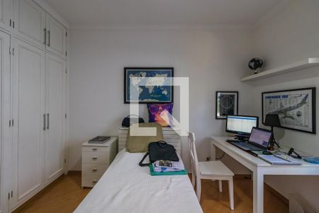 Casa de condomínio à venda com 300m², 4 quartos e 4 vagasQuarto 1